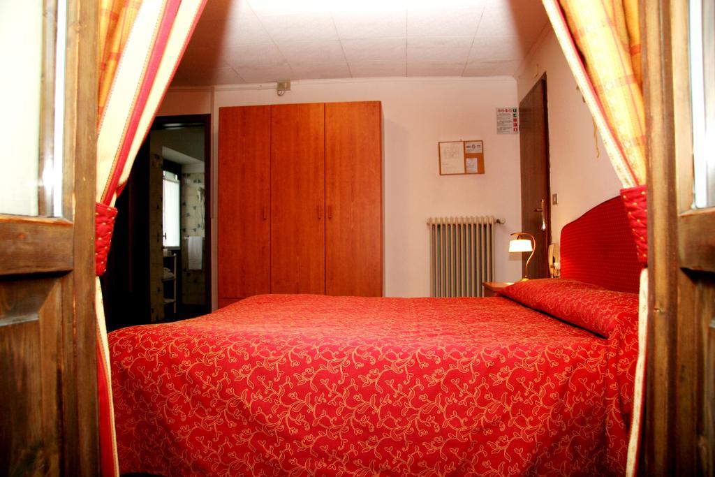 Albergo Garni Cavento Pinzolo Εξωτερικό φωτογραφία